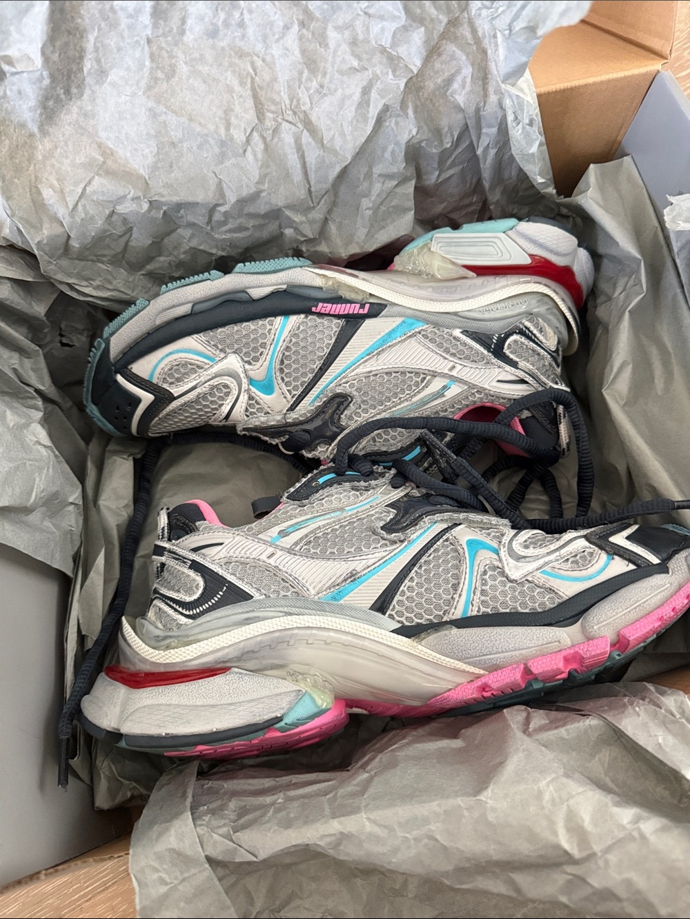 Balenciaga Grey Blue Pink Runner 2 Size 37 - Picture 7 of 7